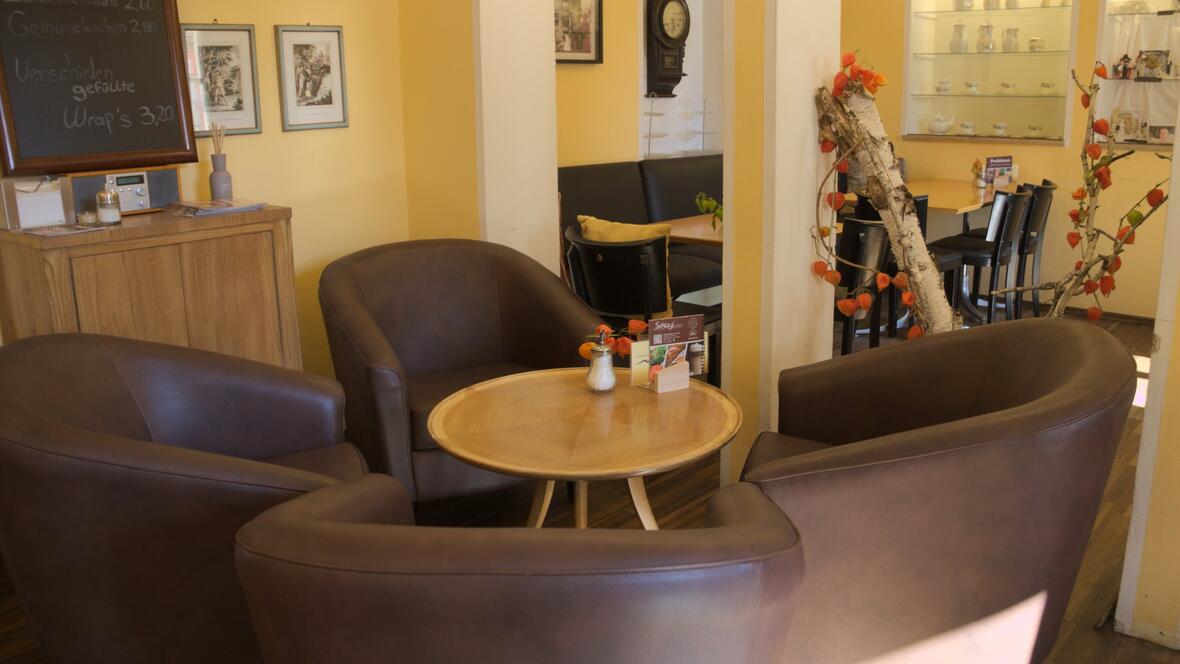 bequeme-sitz-sessel-zum-hinhocken-und-geniessen