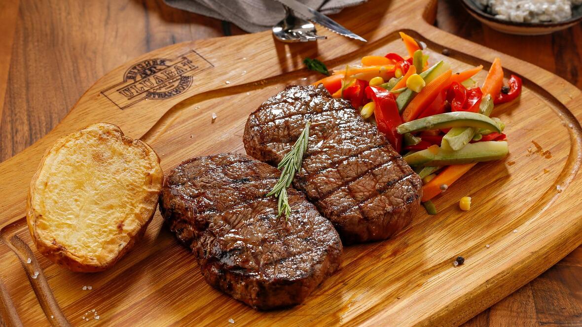 food-g41de3c1d3_1920